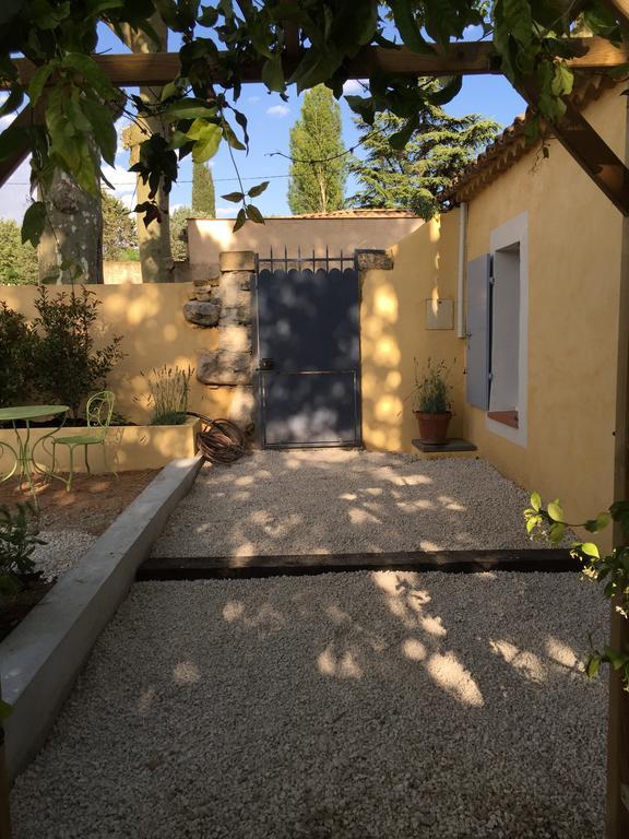 Charmant Studio Brignoles Exterior photo