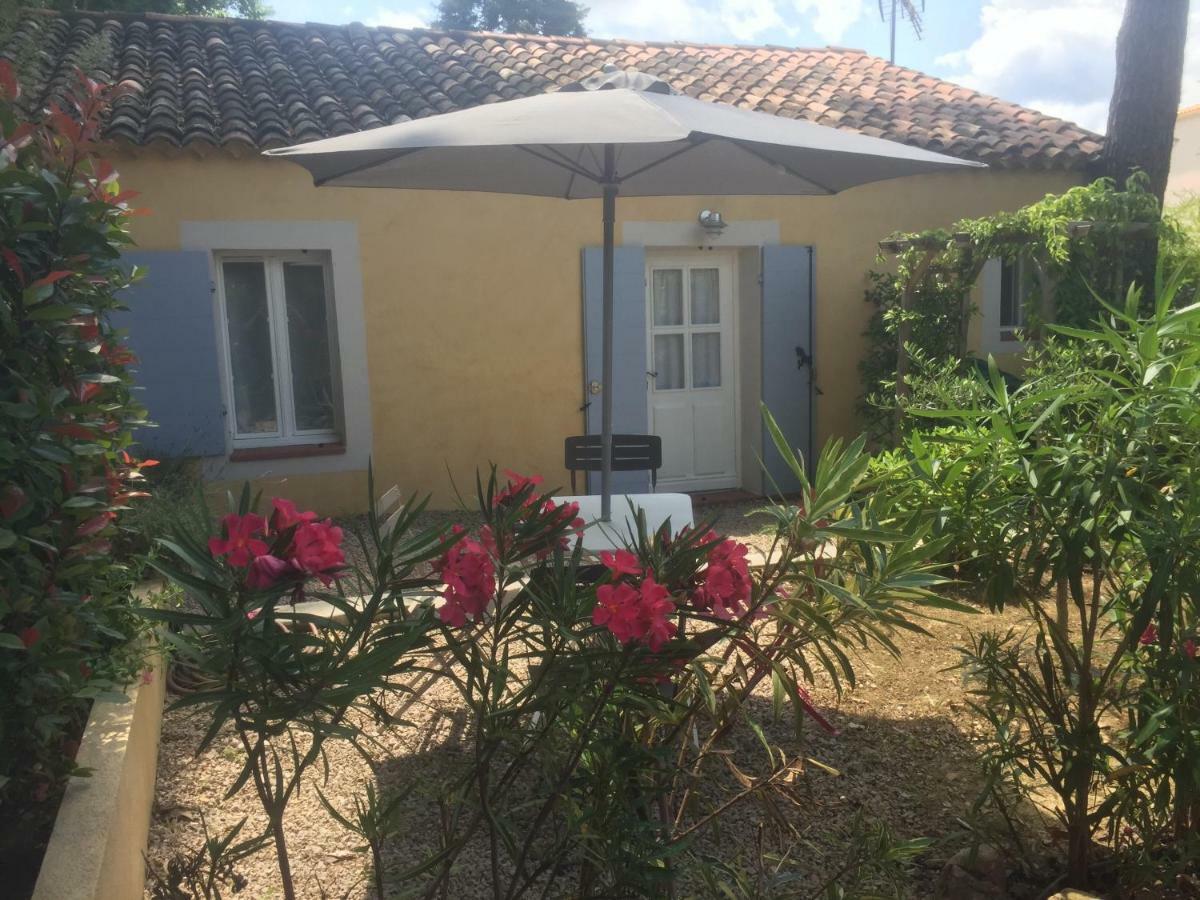 Charmant Studio Brignoles Exterior photo